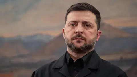 Zelensky to Discuss US Peace Plan with Trump Amid Ongoing Conflict