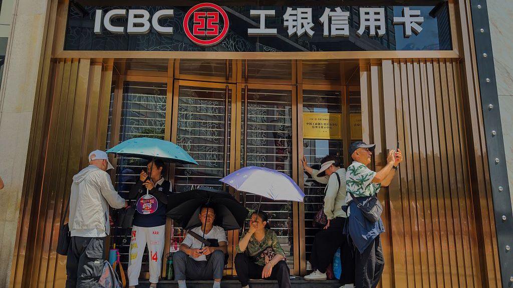 China Pumps $54 Billion into State Banks to Revive Economy
