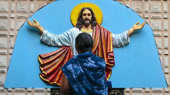 Churches Start Taking "Freedom of Worship" Forms Amid New Anti‑Conversion Law