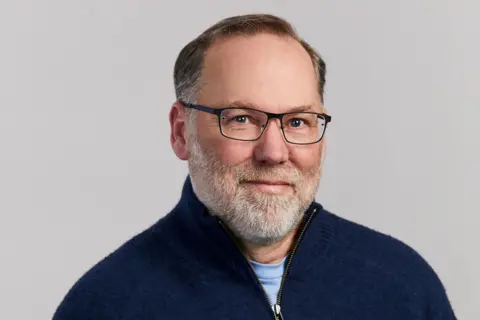 Hiking Scientist Surprised with Nobel Prize News