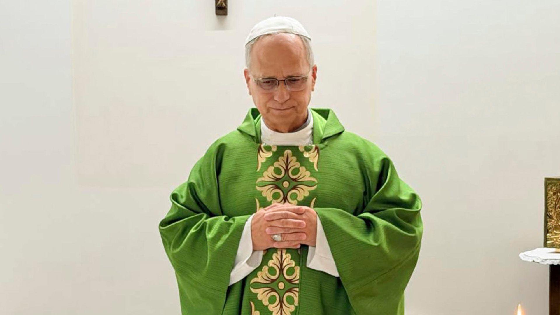 Pope Leo celebrates mass from hospital