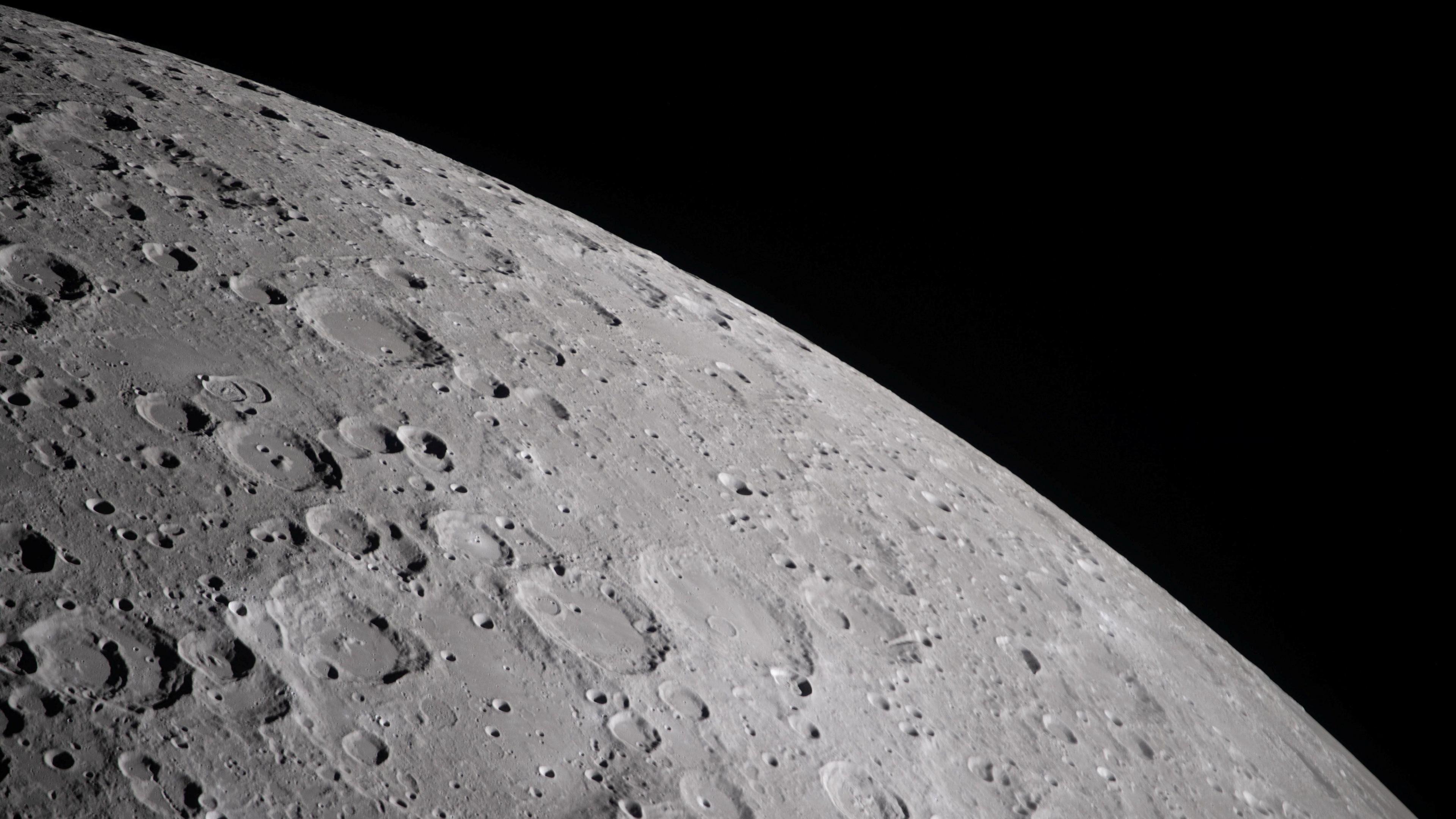 SpaceX rocket crash creates new moon crater – a science bonanza
