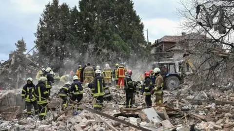 Tragic Night: Five Lives Lost in Russian Drone and Missile Strikes in Ukraine