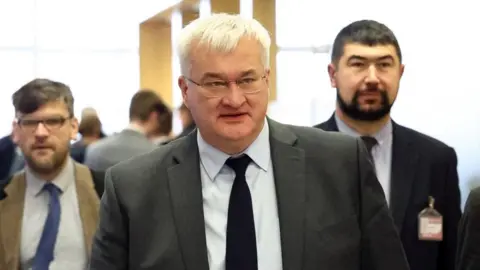 Ukraine Blasts Putin for Wasting Time Amid Stalled US-Russia Peace Talks