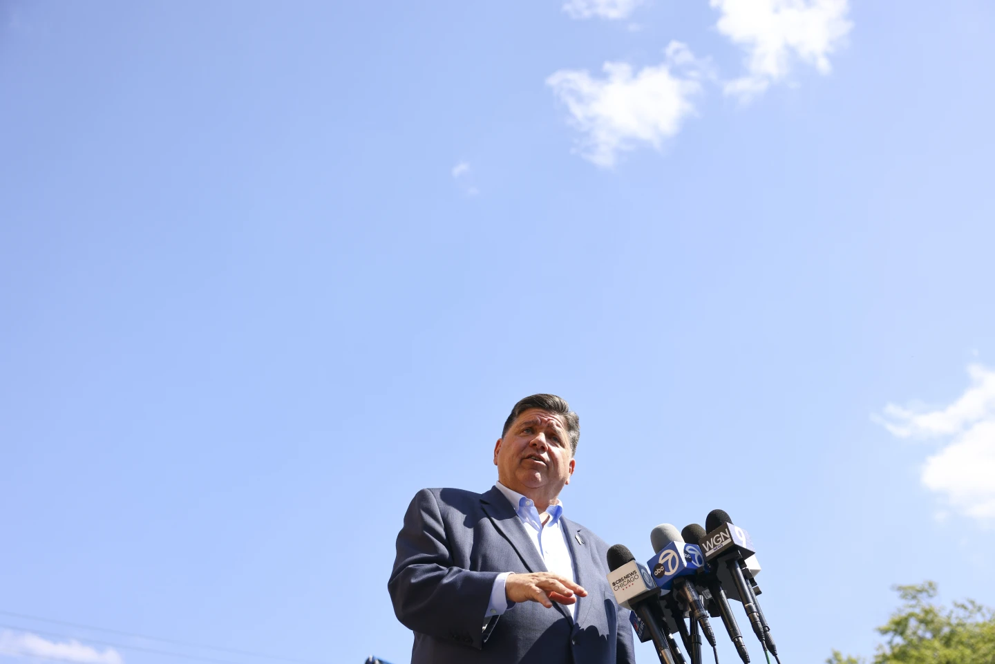 Federal Response: Illinois National Guard on Notice