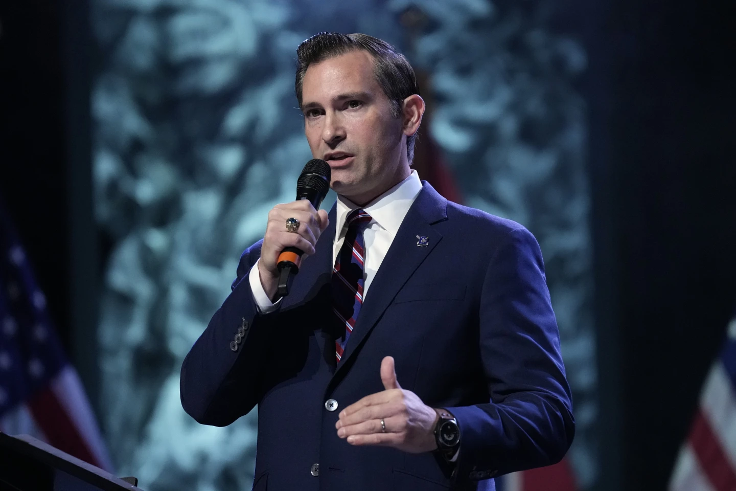 Republicans Rally Around Van Epps in Tennessee Primary Showdown