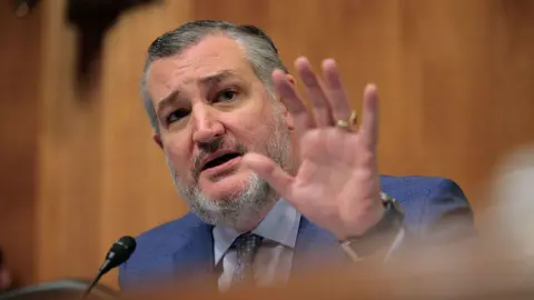 Ted Cruz Calls FCC Chairman a 'Mafioso' Over Kimmel Suspension