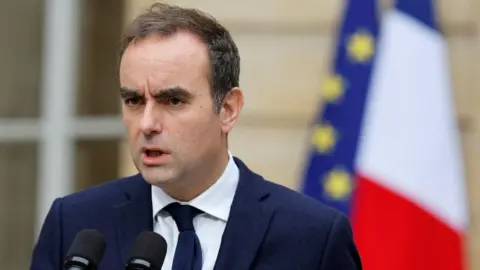French Political Turmoil: Can the Outgoing PM Avert New Elections?