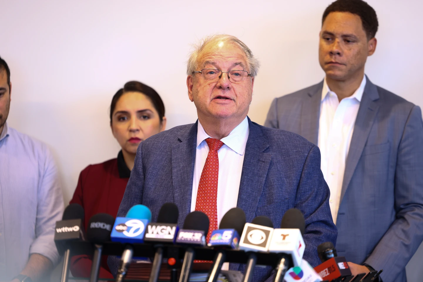 Chicago Man Released from Detention to Support Sick Daughter