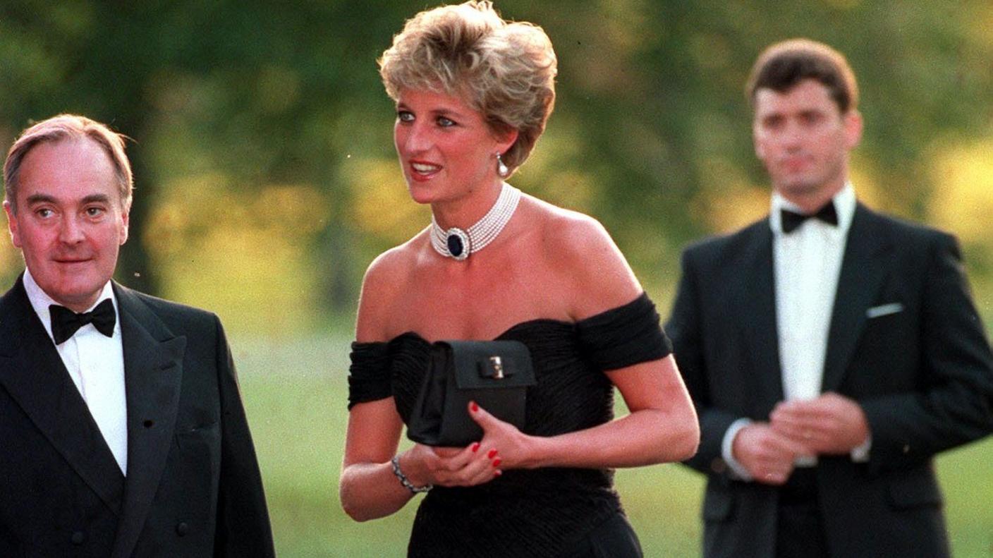 "Revenge" Dress Headed to Auction: Diana’s Iconic Look May Fetch £220k