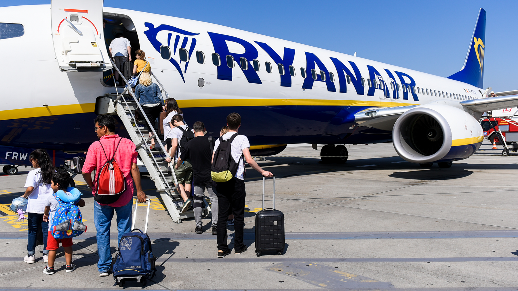 Ryanair Dropped its Paid Family Seat Policy – Parents Stick With Kids for Free