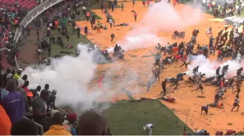 Tragic Chaos: Kenya Mourns Raila Odinga Amid Violence