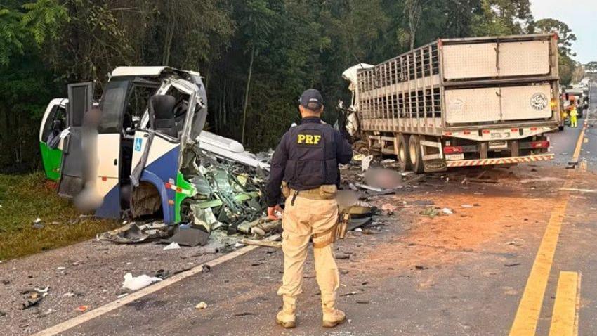 Brazil Bus-Truck Crash Claims 23 Lives, Including 2 Children