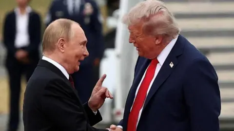 No Quick Meet-Up: Trump-Putin Talks Delayed