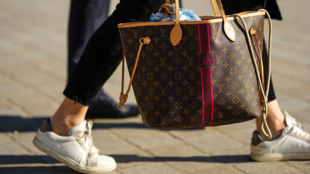 Vietnam’s Fake‑Fashion Shutdown: Tracing the Counterfeit Crackdown