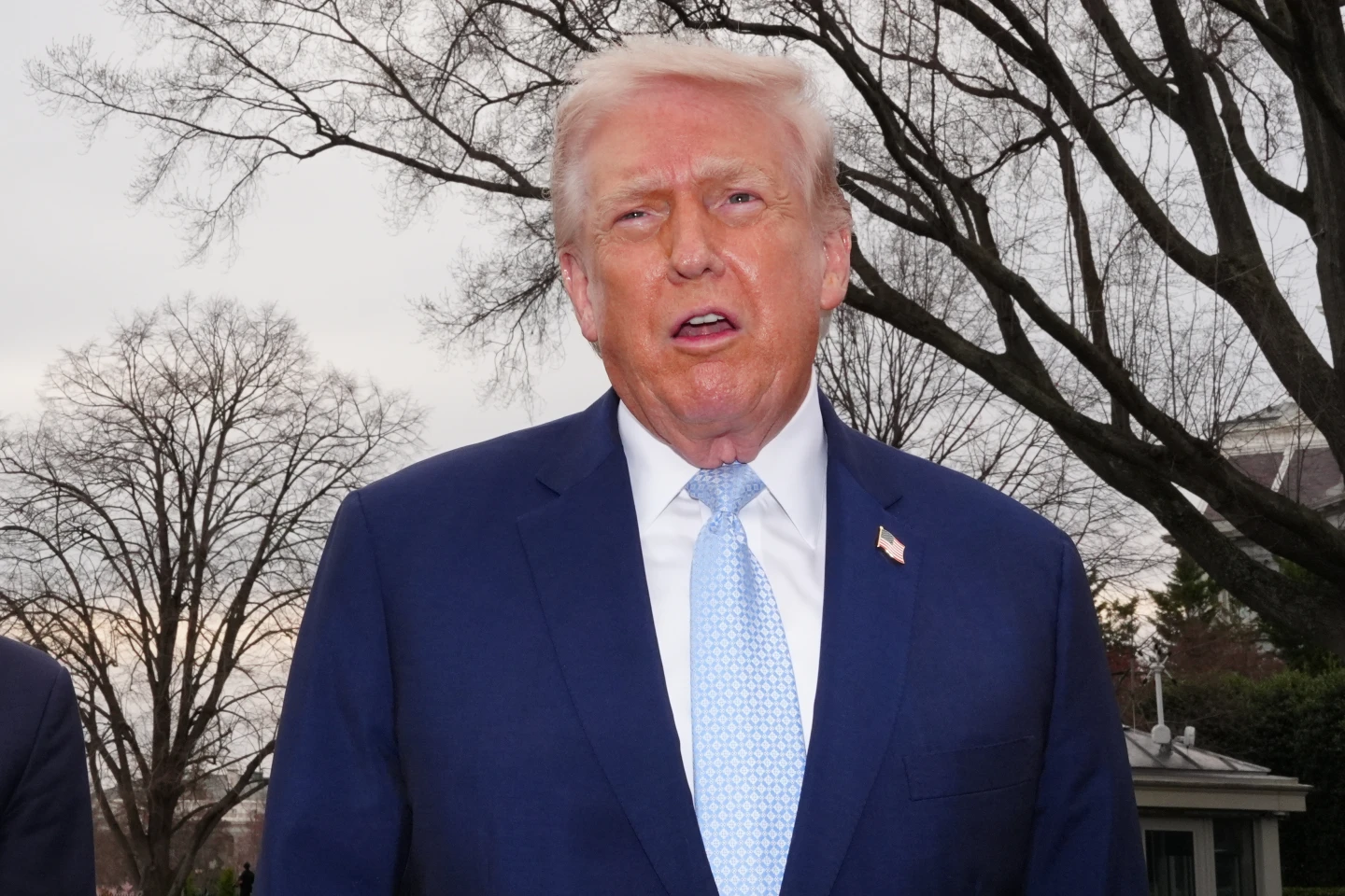 Trump Threatens to Deploy ICE at Airports Amid Government Shutdown