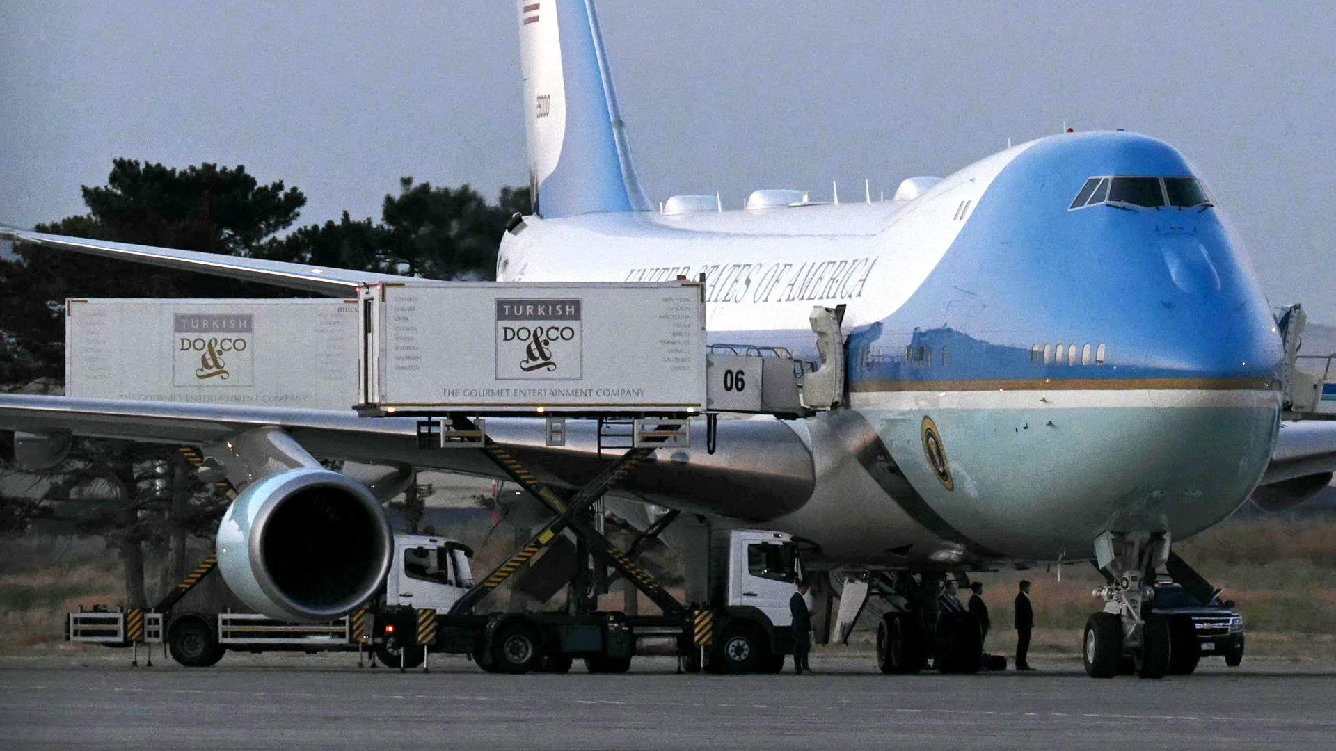 Trump's Secret Plane Swap: From Catering Truck to Qatari Jet