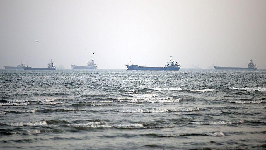 Tanker Under Fire 51 km from Qatar: How a Battle‑of‑Bullets Is Shaking Global Shipping