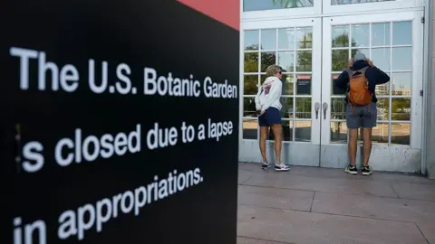 Four Scenarios for Ending the US Government Shutdown