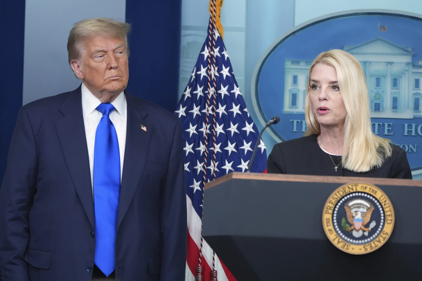 US Justice Department Sues Minnesota Over Immigration Policies