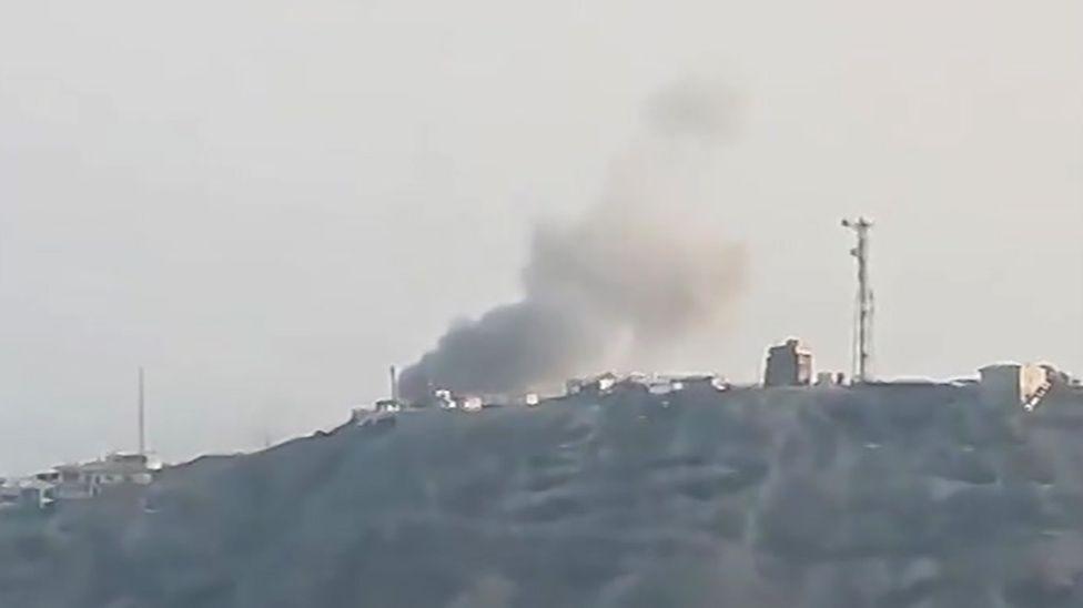 Smoke rising from Aden palace after Houthi missile attack