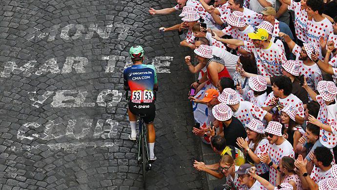Pogacar’s 5‑th Tour Victory, Massive Crowds, and Night‑Time Doping Tests