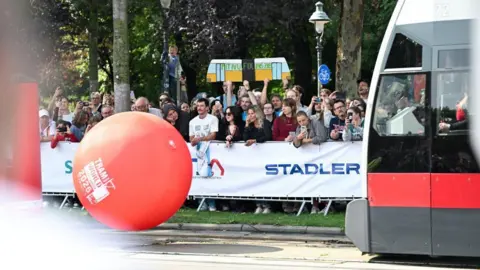 Tram Drivers Go for Gold: Unique Challenges at World Championship in Vienna!