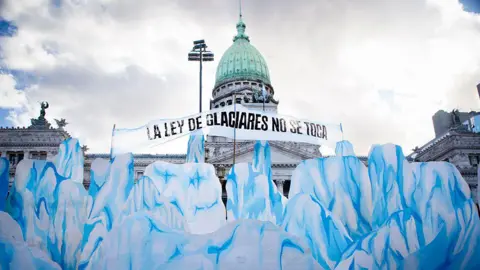 Argentina's Glacier Law Takes a Hit: New Bill Opens Mining in Protected Areas