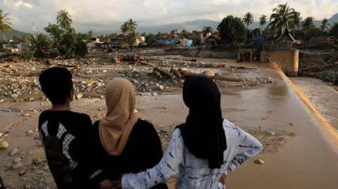 Indonesia's Flood Crisis: Hundreds Missing as Rescue Efforts Intensify