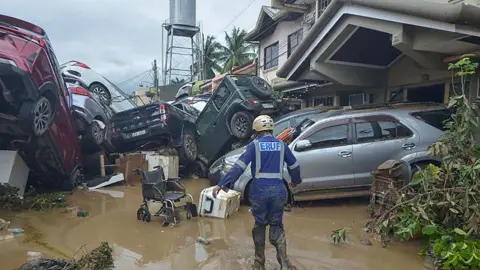 Typhoon Kalmaegi Wreaks Havoc in the Philippines