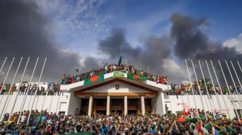 Historic Comeback: Exiled Leader Returns for Bangladesh's Crucial Elections