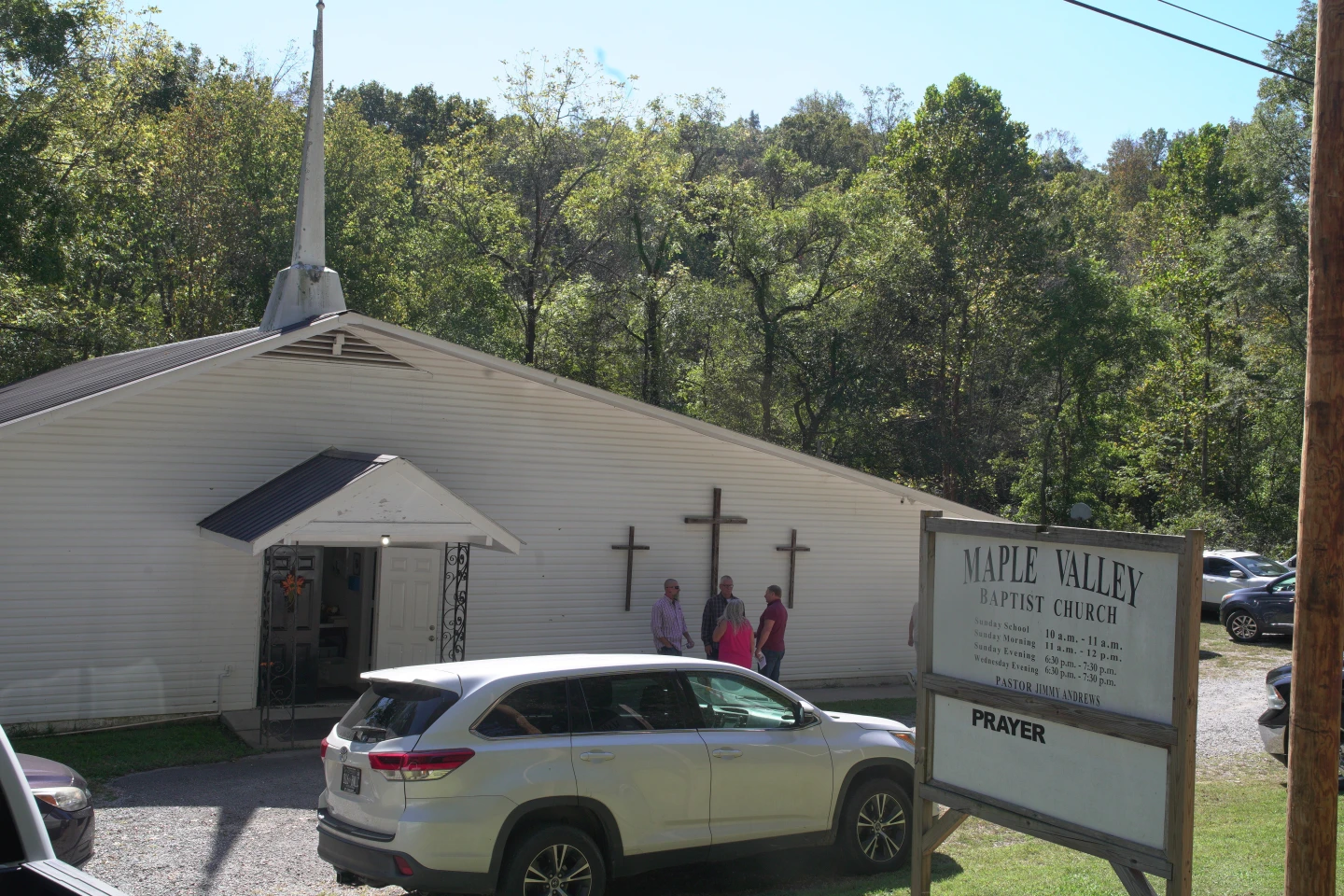 Tennessee Explosion: Community Comes Together in Mourning