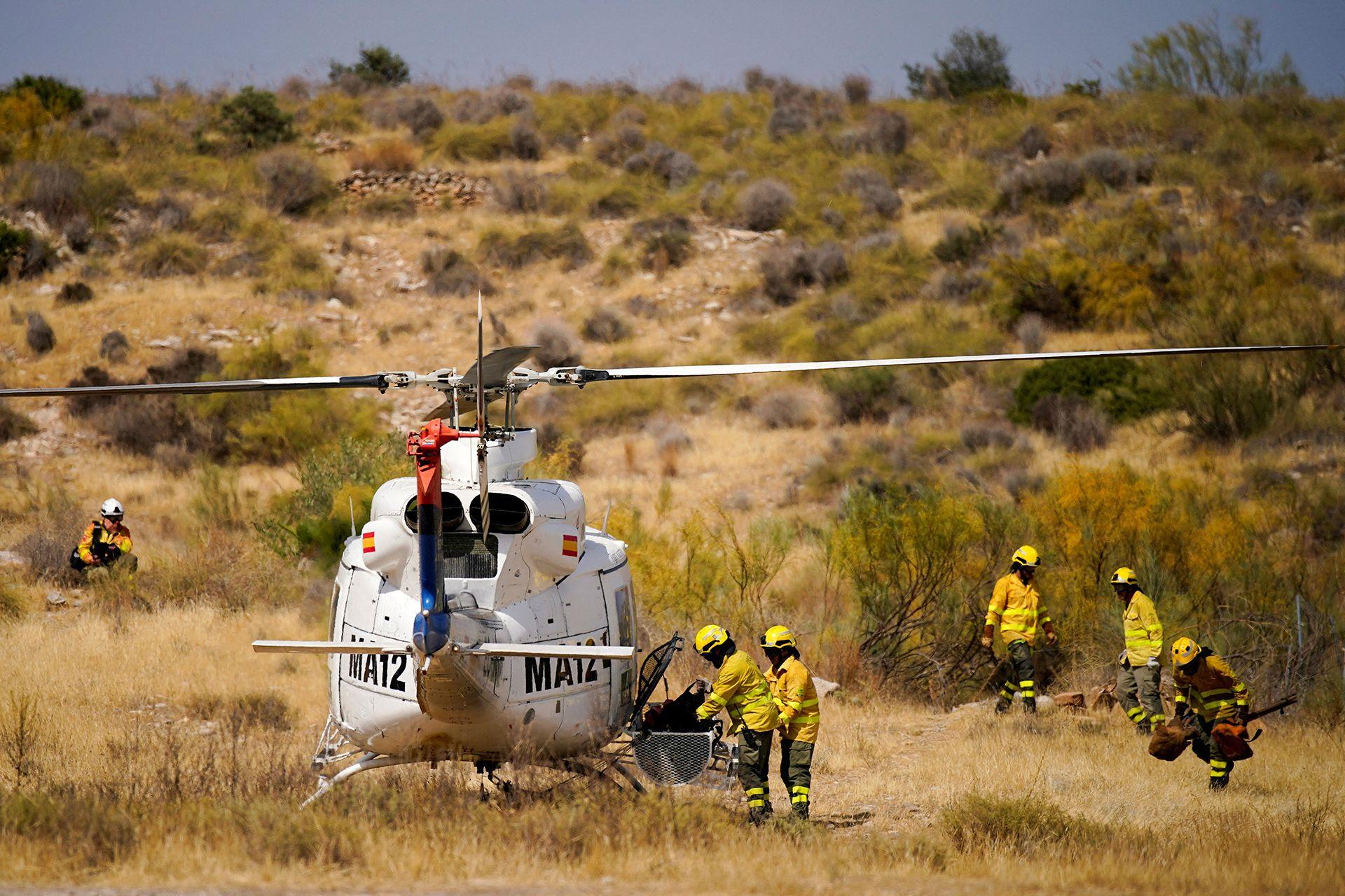 Almería Wildfires Kill 13, 7 Britons Among Victims