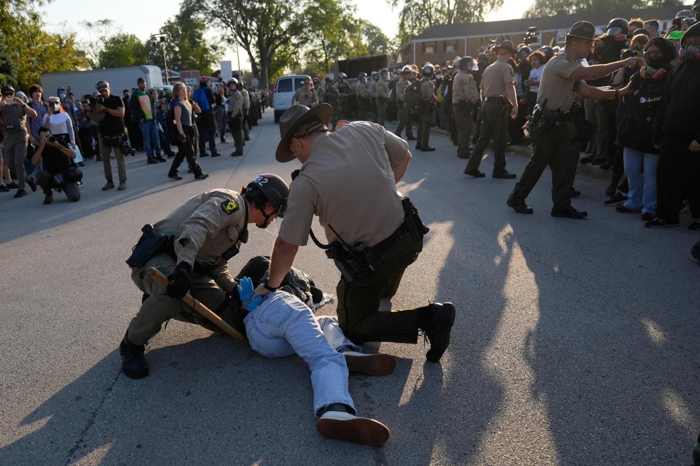 Protests Erupt Near Chicago Immigration Facility Amid Heightened Enforcement