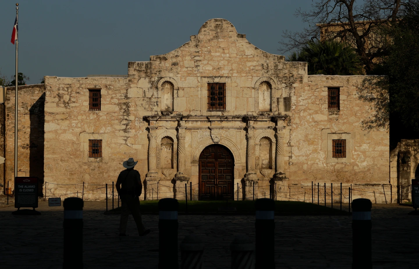 Alamo Trust CEO Resigns Amid Controversy Over Historical Narrative