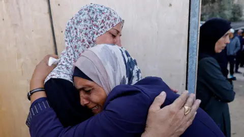 Gaza's Fragile Ceasefire Faces Deadly Challenge