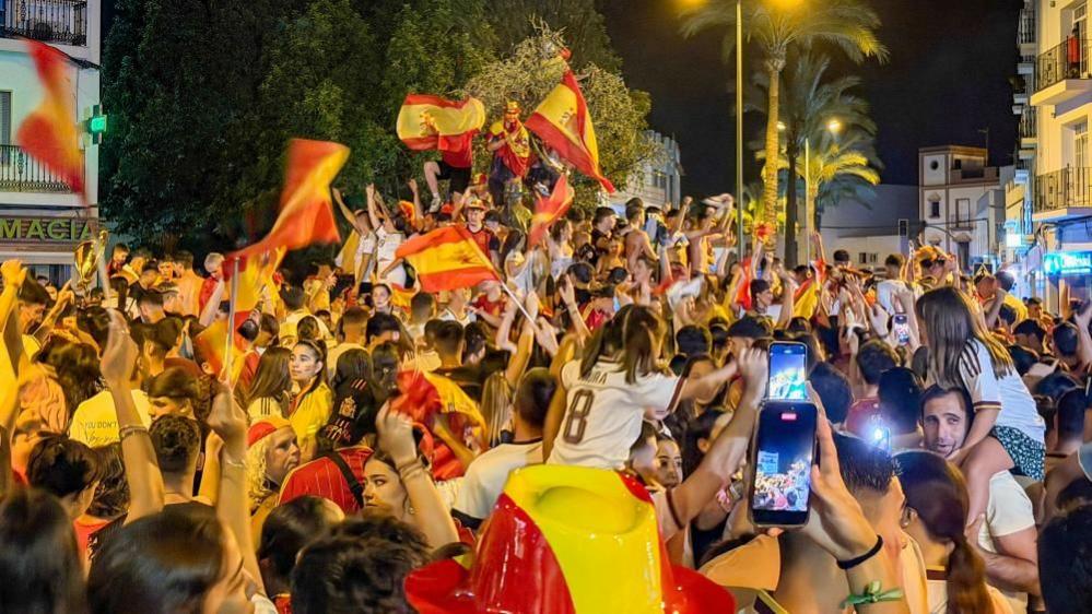 Tragic celebration: 13‑year‑old dies during Spain’s World Cup celebration