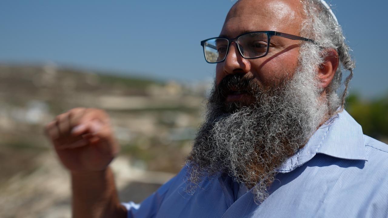 Israeli Settlers Siege Palestinian Families in West Bank Village