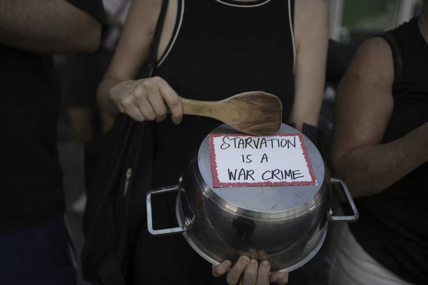 Israeli Media Shifts Focus: Highlighting Gaza's Humanitarian Crisis