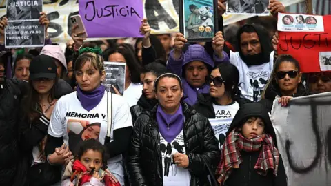 Massive Protest in Argentina Demands Justice for Victims of Brutal Killings