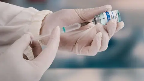 US Vaccine Panel: No More Covid Jabs for Adults