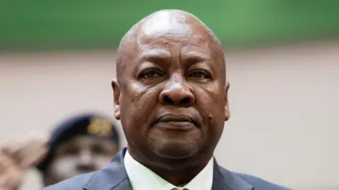 Deported US Nationals Challenge Ghana's Detention Policies