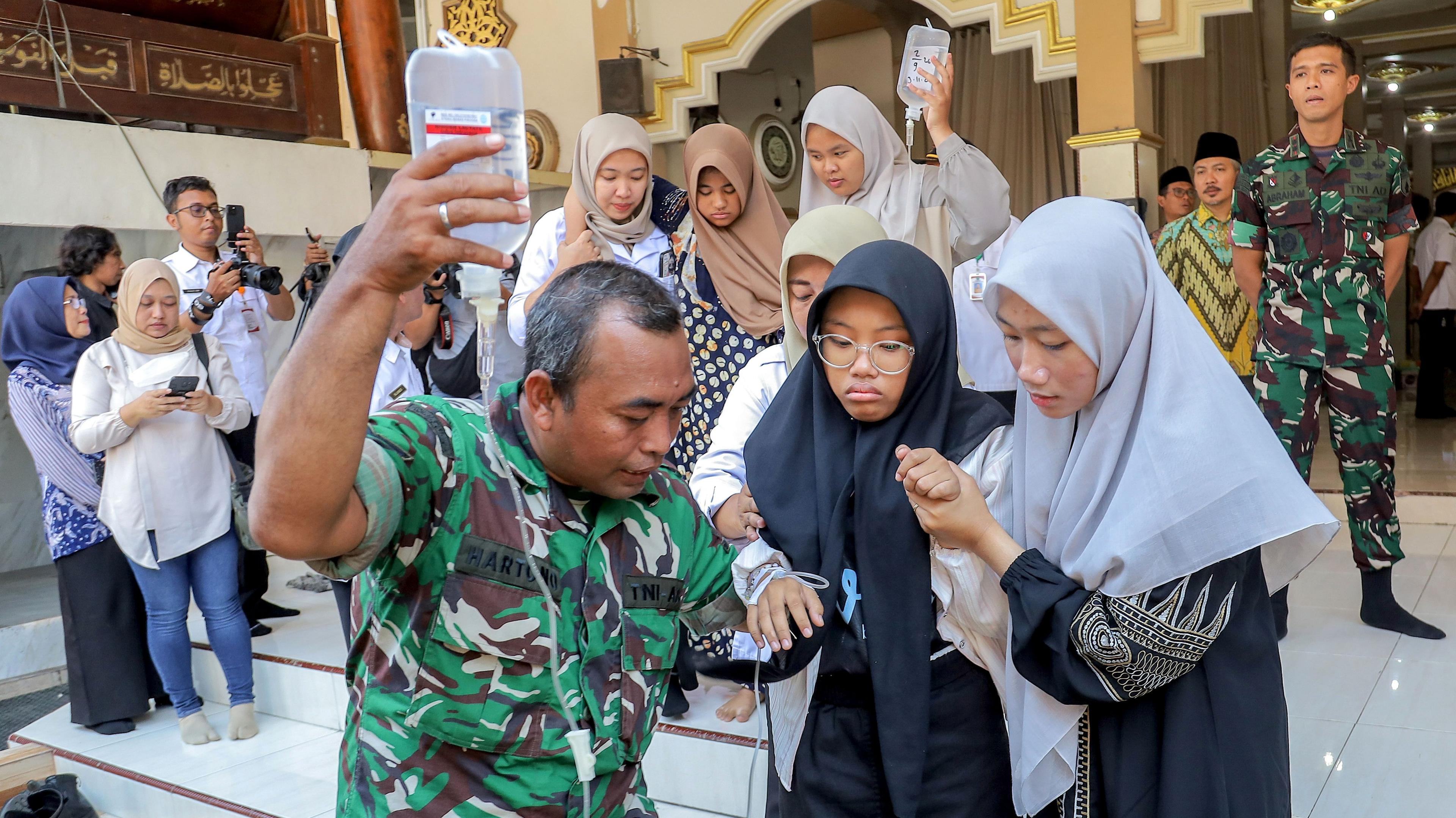 Around 2,000 Students and Teachers in Indonesia Get Sick After Free School Meals