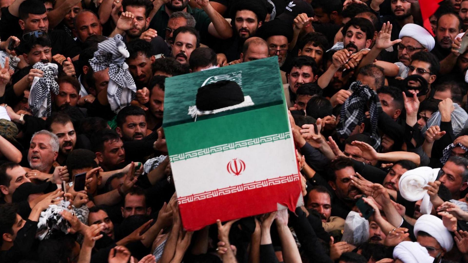 Khamenei’s Final March: Iran’s Late Leader’s Coffin Strolls Through Iraq’s Holy Shrines