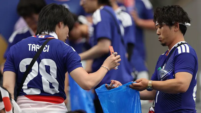 Clean‑up Culture Clash: Japan’s Fans Say It’s Home Time