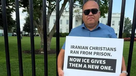 Facing Deportation: Iranian Christian Converts in the US