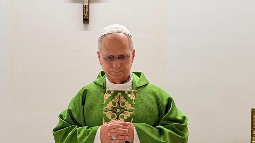 Pope Leo XIV Shares First Hospital Snap After Lung Surgery