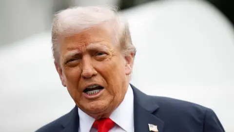 Trump vs. Aussie Journalist: A Heated Exchange Over Wealth and Business