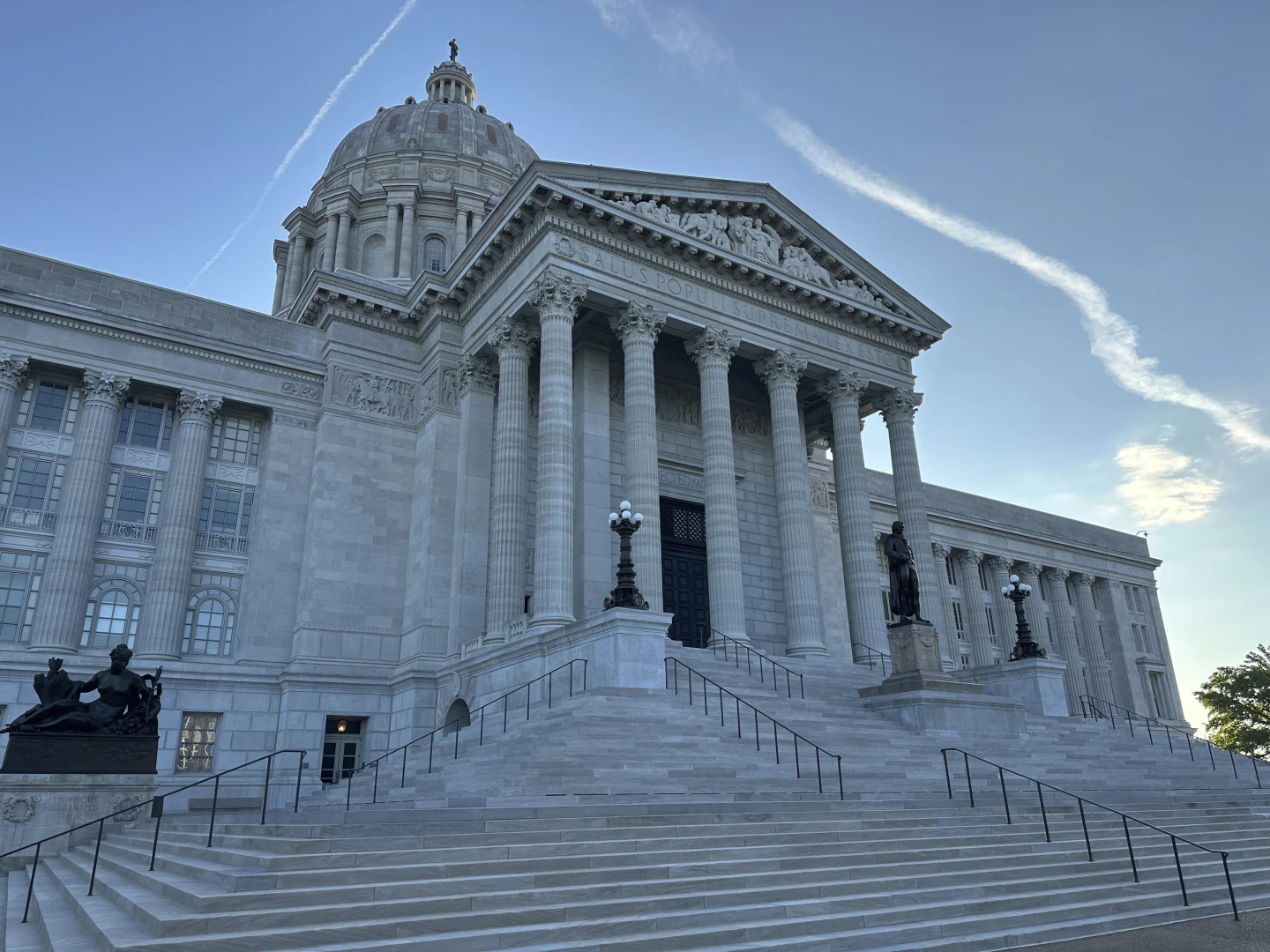 Redistricting Wars: States Gear Up for Political Advantage Ahead of 2026 Elections