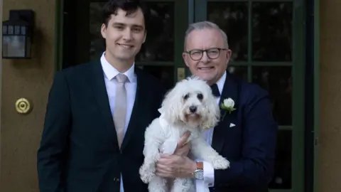Love in Office: Australia's Prime Minister Ties the Knot